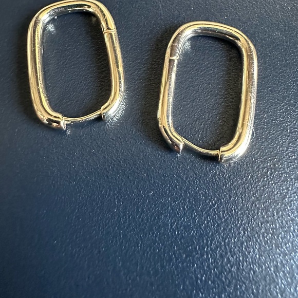 Rectangle Gold Hoop Earrings - Picture 4 of 4